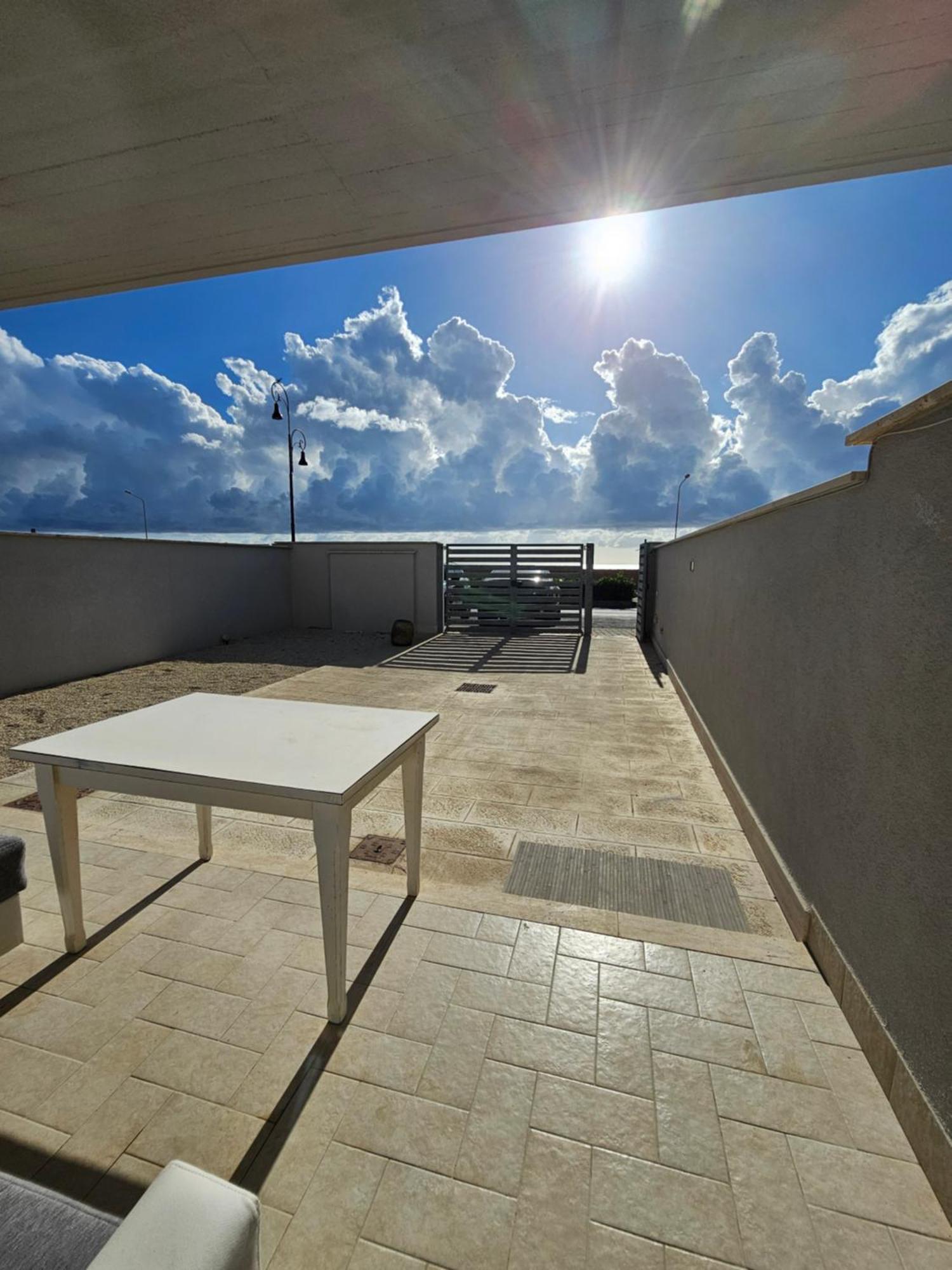 Dream & Fly Lungomare Beach Fiumicino Exterior photo